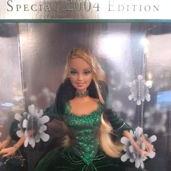 Mattel Barbie 2fer Holiday Rare Vintage Barbie special 2004 Ed., & 2002 Ed. NIB - Picture 7 of 8